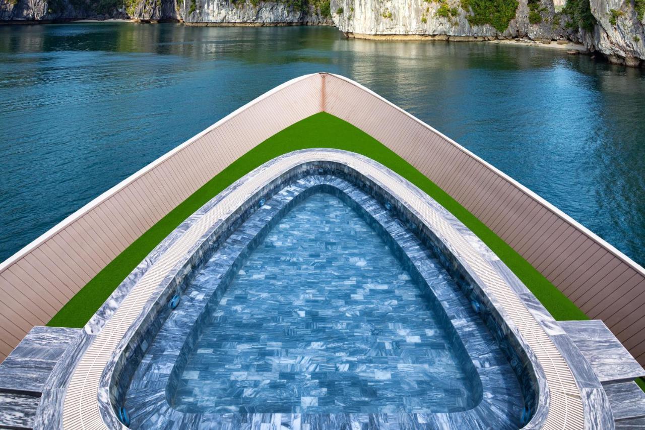 Doris Cruise 5* Hạ Long