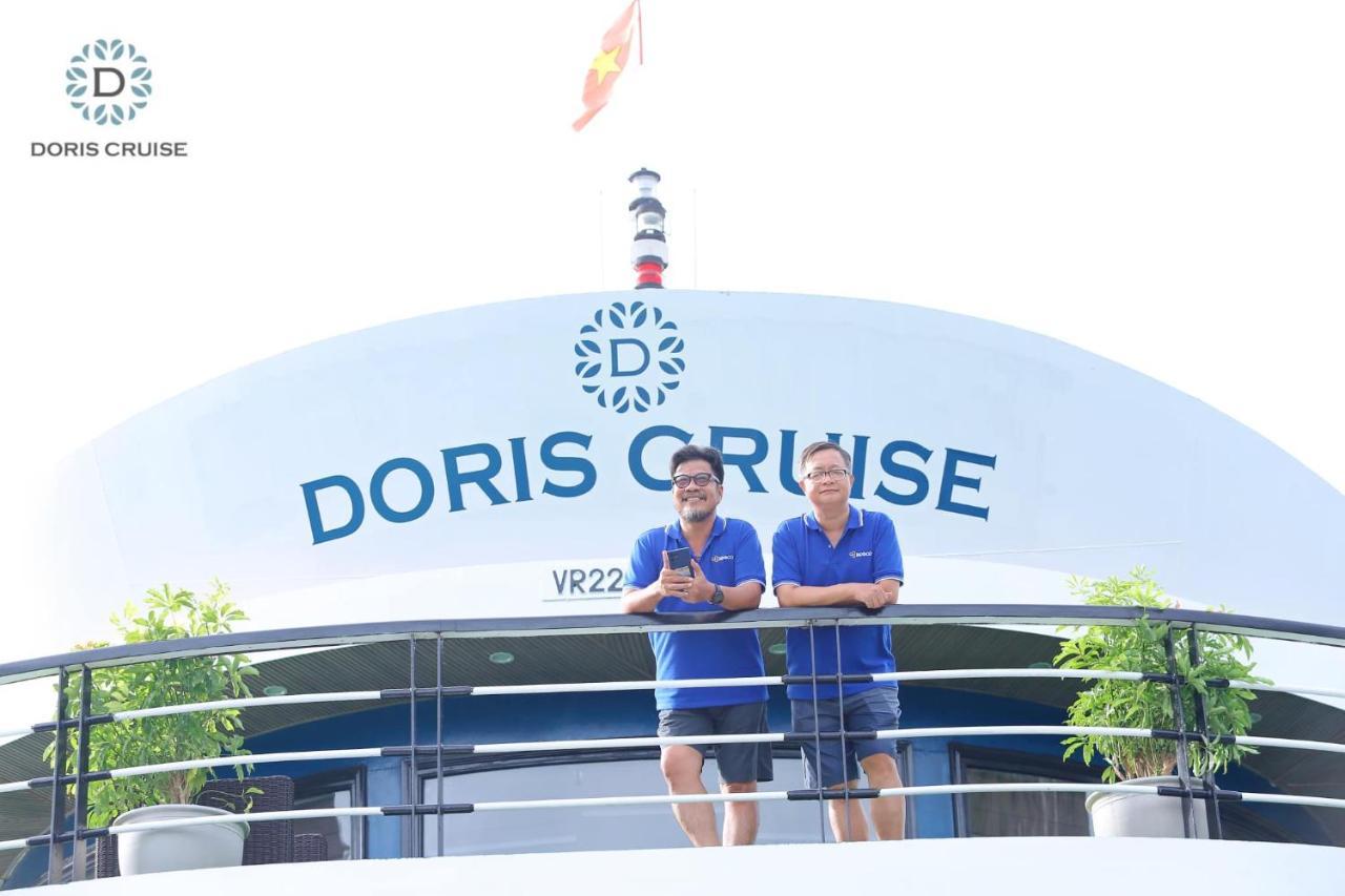  Doris Cruise